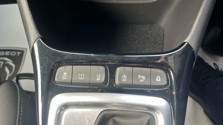 Vauxhall Crossland 1.2 Turbo [130] Ultimate Nav 5dr Auto Petrol Hatchback